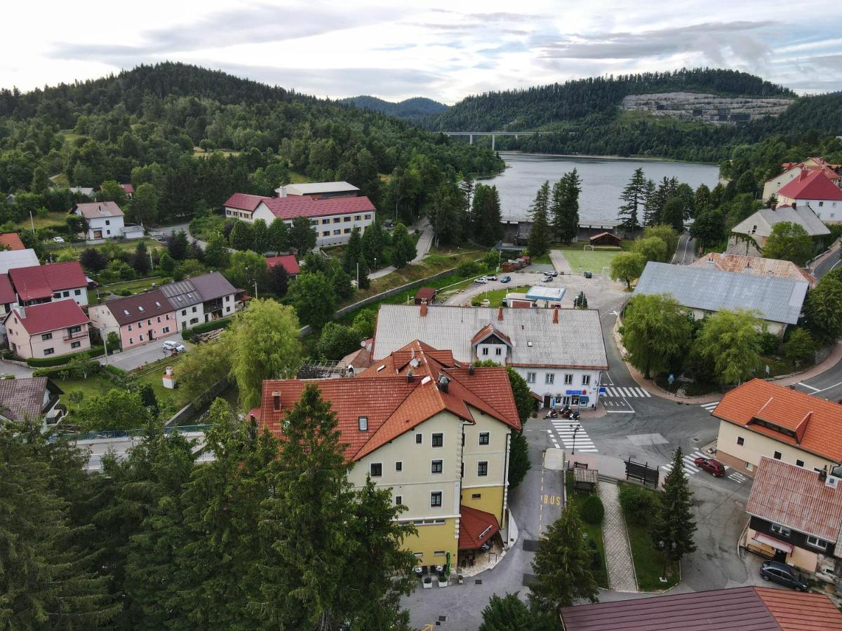 Hotel Bitoraj Fužine Екстериор снимка